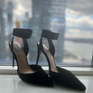 Steve Madden Pumps
